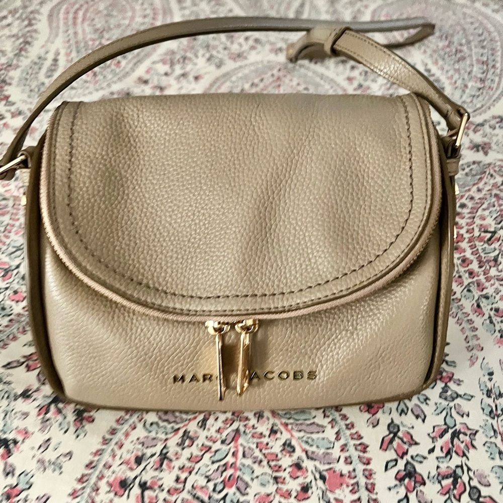 Marc Jacobs Beige Leather Crossbody Bag